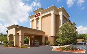 Hampton Inn & Suites Greenfield